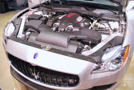 2014-maserati-quattroporte-detroit-2013-25
