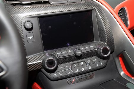 38-2014-chevrolet-corvette-reveal