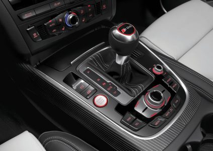 audi-sq5037