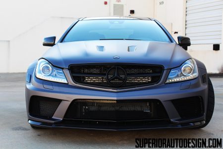 Mercedes C63 AMG Black Series por Superior Automotive Design