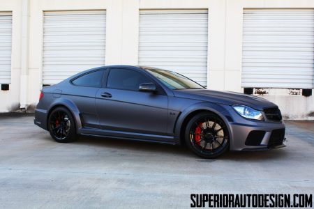 Mercedes C63 AMG Black Series por Superior Automotive Design