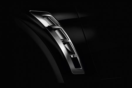 Europa: Infiniti FX Black and White Edition