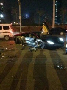 Destroza un Lamborghini Murcielago LP640 mientras conducía borracho