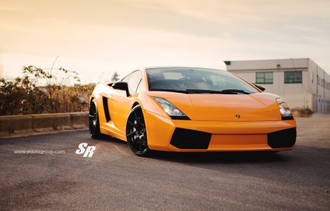 Orange Lamborghini Gallardo por SR Auto Group