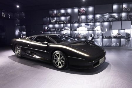 Overdrive AD actualiza el Jaguar XJ220