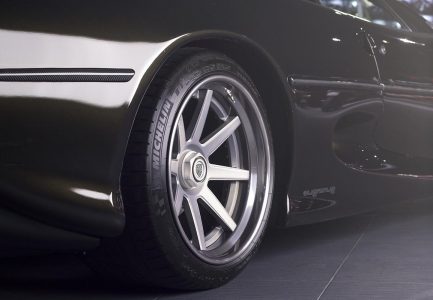 Overdrive AD actualiza el Jaguar XJ220