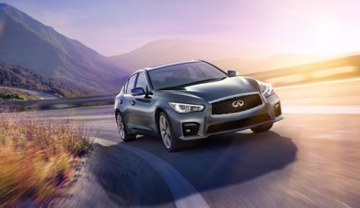 Infiniti Q50 muestra su cara antes de tiempo