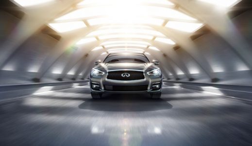 Infiniti Q50 muestra su cara antes de tiempo