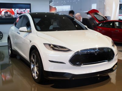 Detroit 2013: Tesla Model X