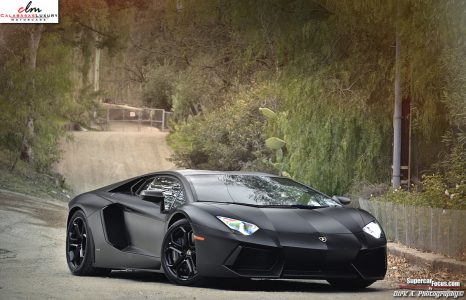 Lamborghini Aventador LP700-4 negro mate a la venta