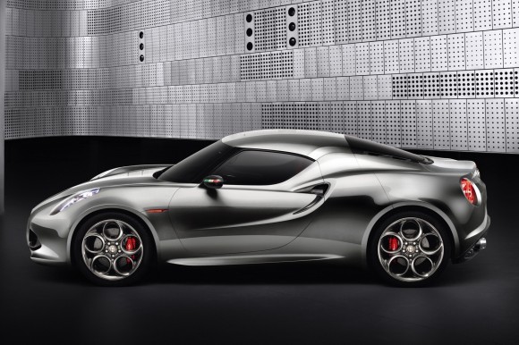 Alfa Romeo 4C, nuevos detalles sobre la versión definitiva de producción