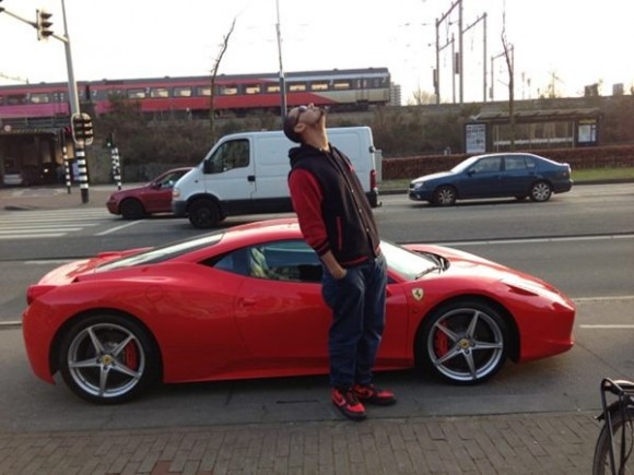 DJ Afrojack destroza su Ferrari 458 Italia horas después de recogerlo