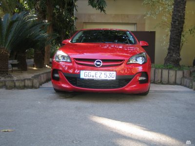 Opel nos muestra la gama 2013 en un evento