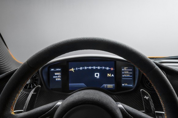 McLaren nos muestra el exclusivo interior del P1