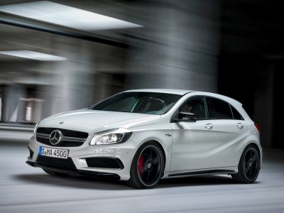 Oficial: Mercedes A45 AMG