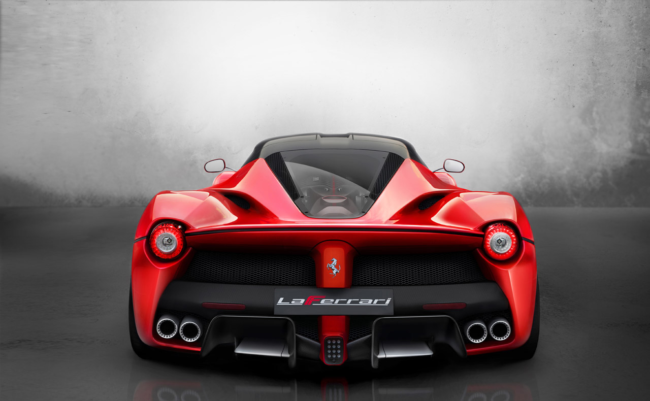 Ferrari pone fecha límite al sucesor del LaFerrari