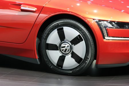 008-volkswagen-xl1-geneva-2013