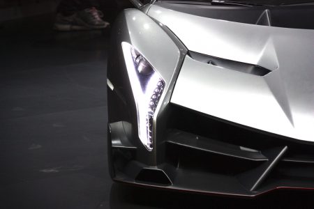 015-lamborghini-veneno-geneva-2013