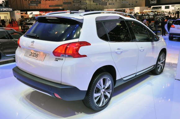 Ginebra 2013: Peugeot 2008