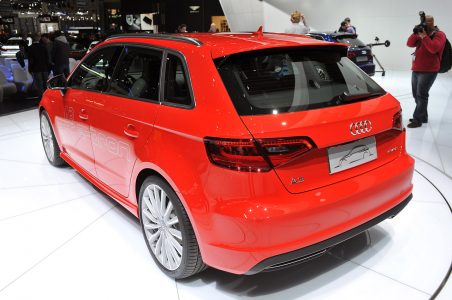 04-audi-a3-e-tron-geneva