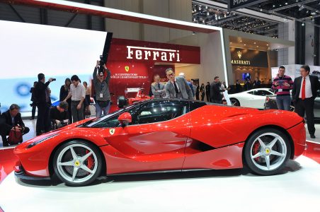 05-ferrari-laferrari-geneva
