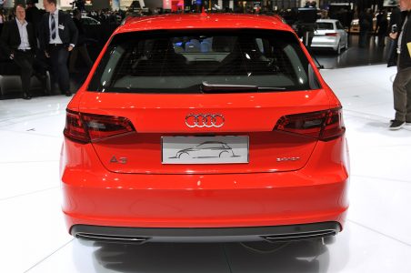 07-audi-a3-e-tron-geneva