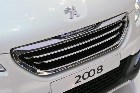 08-2013-peugeot-2008-geneva