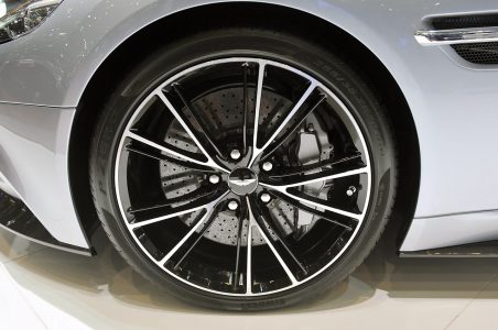 08-aston-martin-vanquish-centenary-geneva