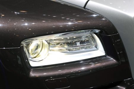 09-2014-rolls-royce-wraith-geneva