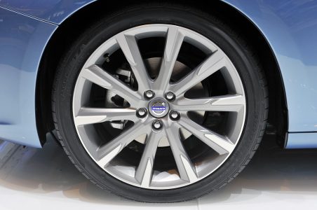 10-2014-volvo-s60-geneva