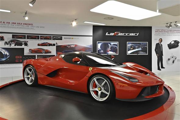 LaFerrari ya está disponible en el Museo Ferrari