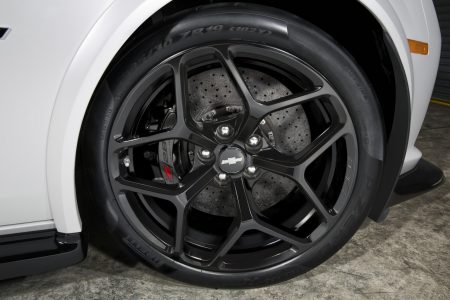 2014-chevrolet-camaroz28-005