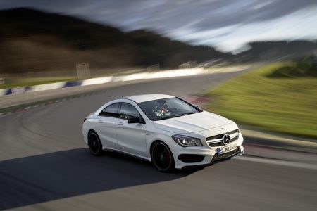 Mercedes CLA45 AMG, detalles y fotos oficiales