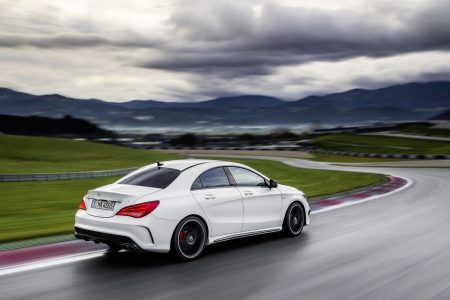 Mercedes CLA45 AMG, detalles y fotos oficiales