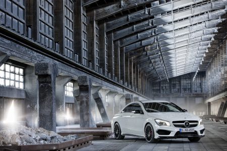 Mercedes CLA45 AMG, detalles y fotos oficiales