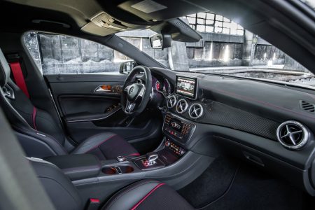 Mercedes CLA45 AMG, detalles y fotos oficiales