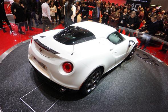 Ginebra 2013: Alfa Romeo 4C