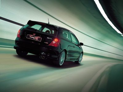 black-honda-civic-type-r