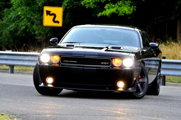 El CEO de Chrysler subasta su Challenger SRT8 personalizado