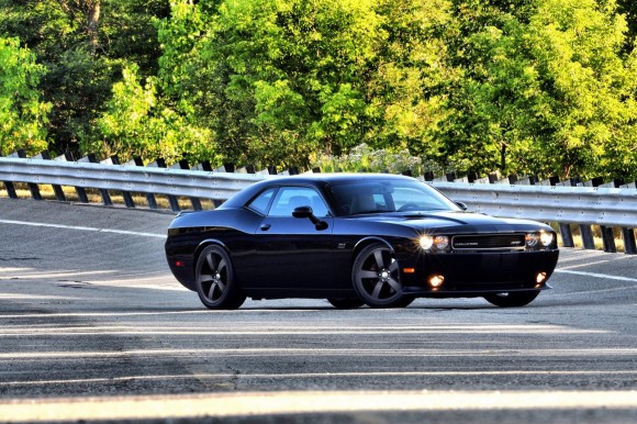 El CEO de Chrysler subasta su Challenger SRT8 personalizado