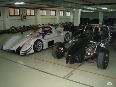 El garaje que nos encontramos en Ascari Race Resort