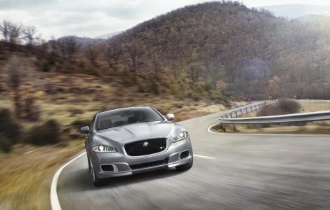 Oficial: Jaguar XJR