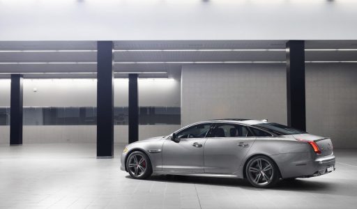 Oficial: Jaguar XJR