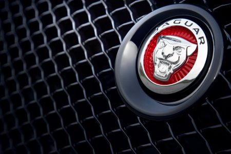 Oficial: Jaguar XJR