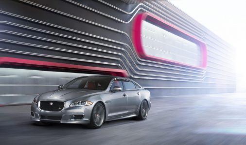 Oficial: Jaguar XJR