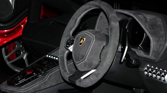 Kahn Design se atreve con el Lamborghini Aventador