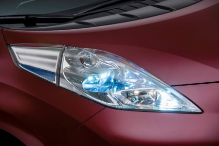 Nissan presenta el Leaf 2013 para Europa