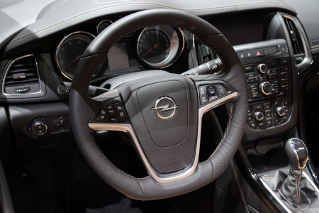 opelcascada20