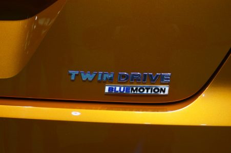 010-volkswagen-crossblue-coupe-concept