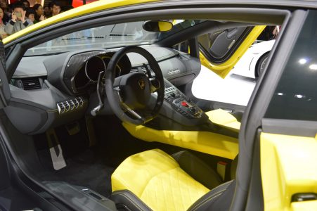 011-lamborghini-aventador-lp720-4-50-anniversario